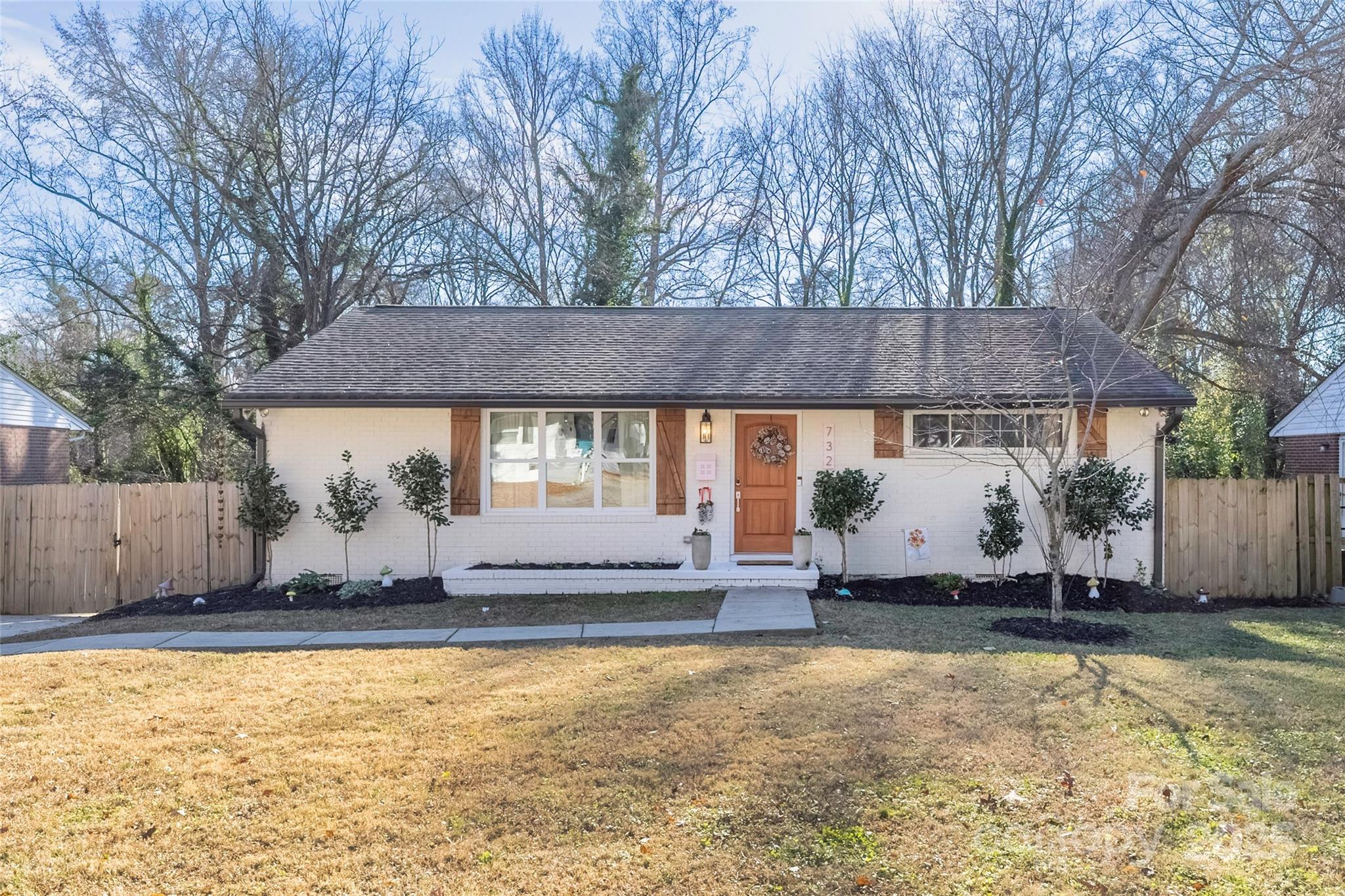 732 Manhasset Road Charlotte, NC 28209 - Photo 1 of 45 Gallery Image 1