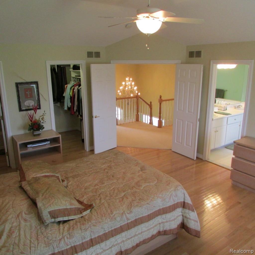 1563 Elcroft Court Rochester, MI 48307 - Photo 35 of 52 MASTER BEDROOM 2.jpg