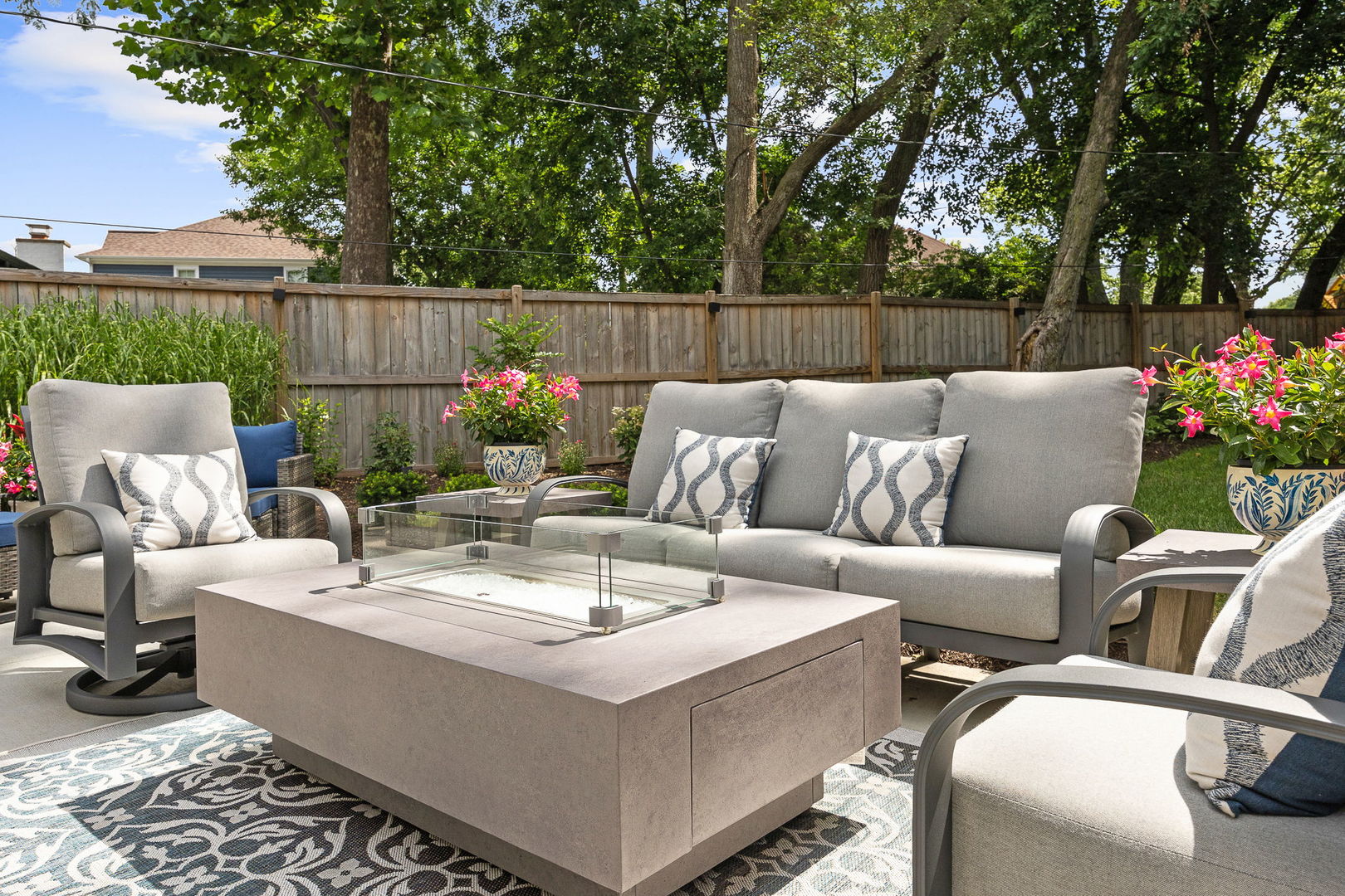 1909 Martingale Road Wheaton, IL 60187 - Photo 42 of 56 Gallery Image 42