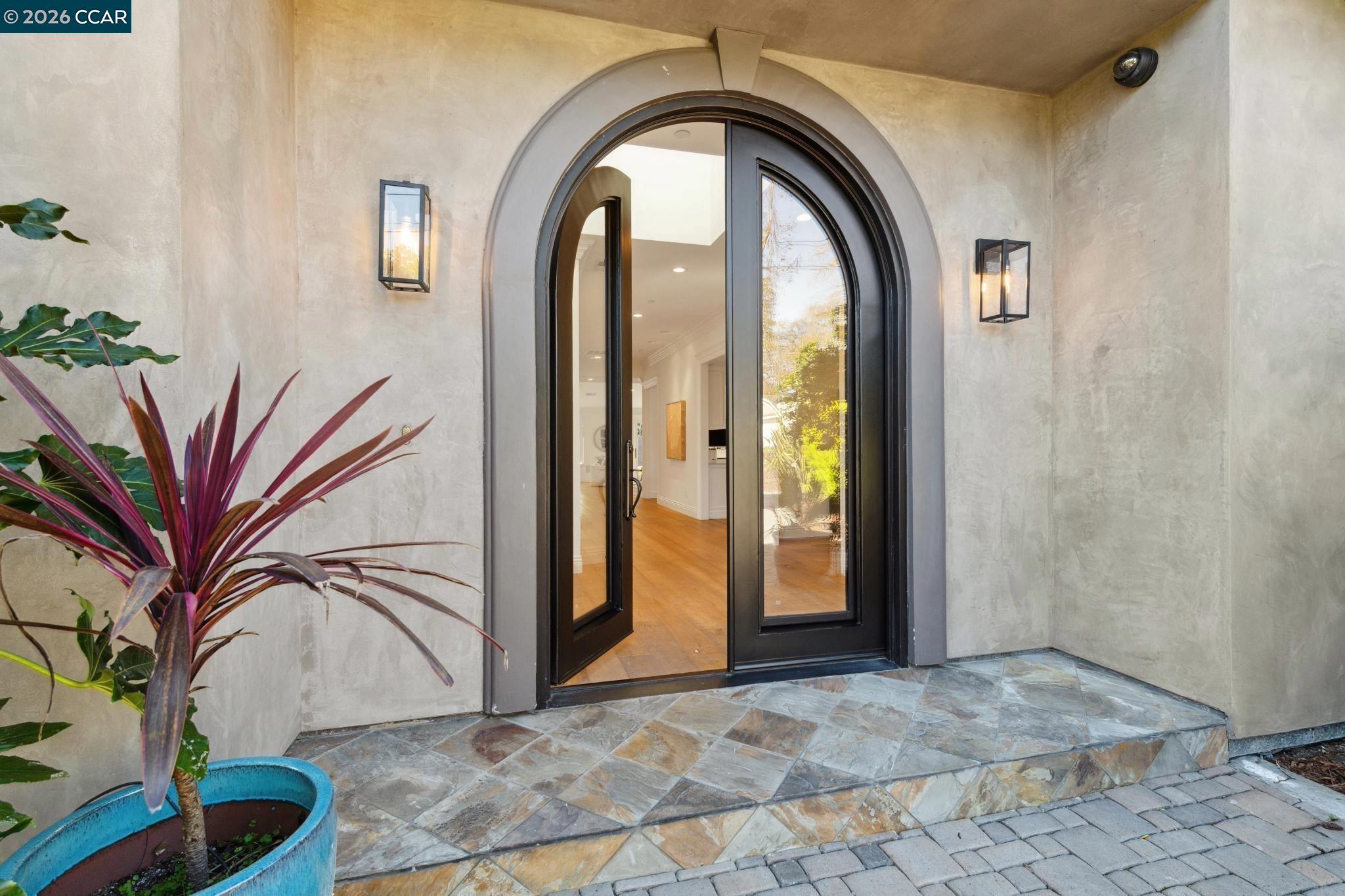3957 Rancho Road Lafayette, CA 94549 - Photo 3 of 29 Gallery Image 3