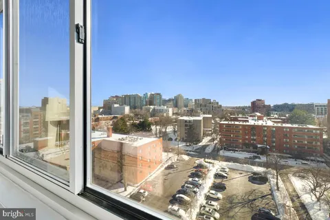 $344,900 | 4977 Battery Lane, Unit 11014, Bethesda, MD 20814