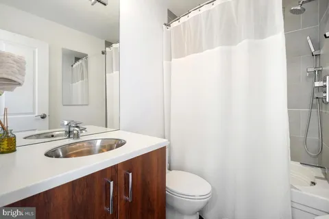 $344,900 | 4977 Battery Lane, Unit 11014, Bethesda, MD 20814