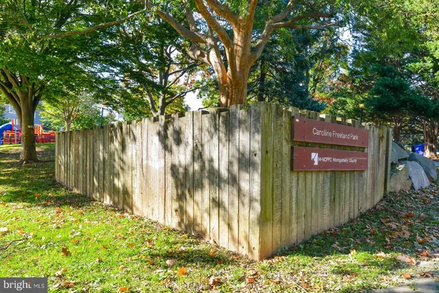 a view of a building with sitting area