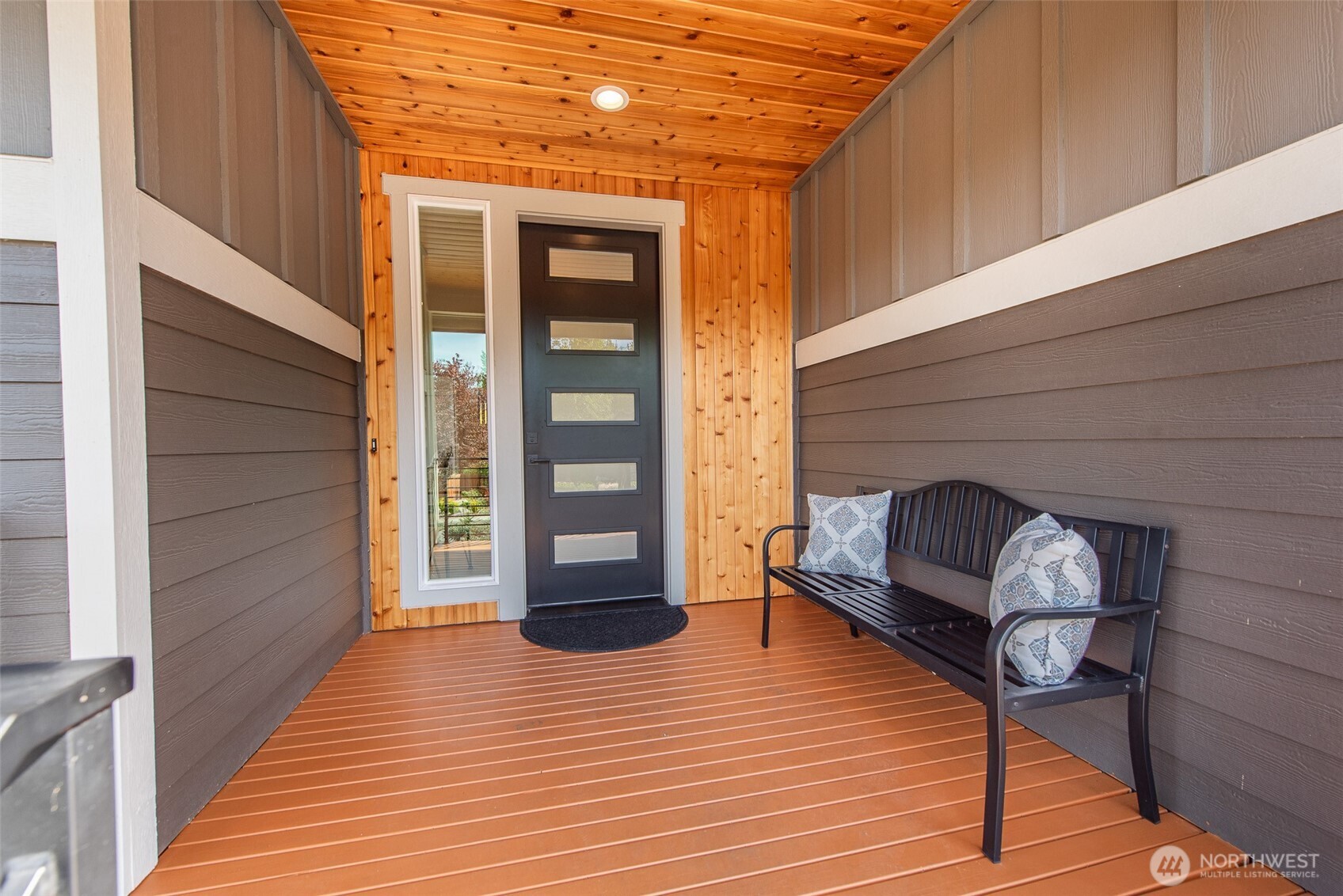 320 Morgison Loop Sequim, WA 98382 - Photo 5 of 40 Gallery Image 5