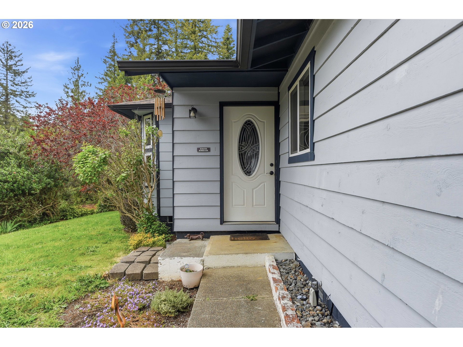 192 North Wood Ridge Road Coquille, OR 97423 - Photo 4 of 42 a view of outdoor space and garden