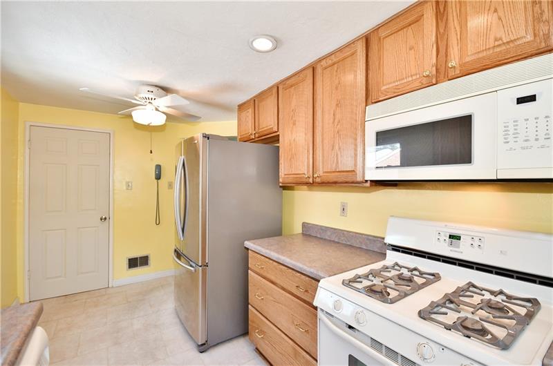 291 Olympic Road Pittsburgh, PA 15236 - Photo 12 of 25 Gallery Image 12