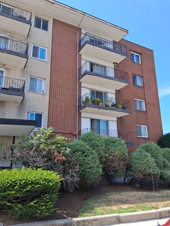 80 Main Street, Unit 9 Malden, MA 02148 - Photo 1 of 18