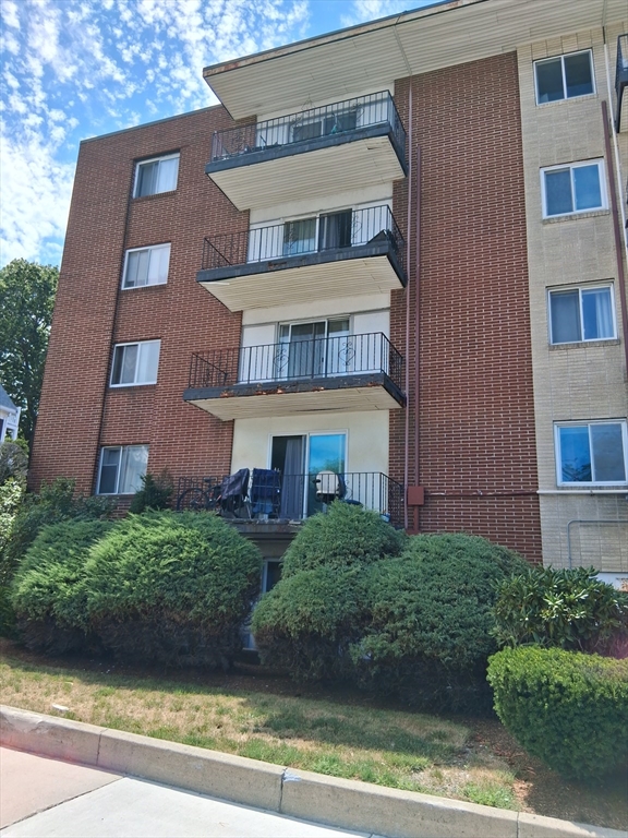 80 Main Street, Unit 9 Malden, MA 02148 - Photo 2 of 18