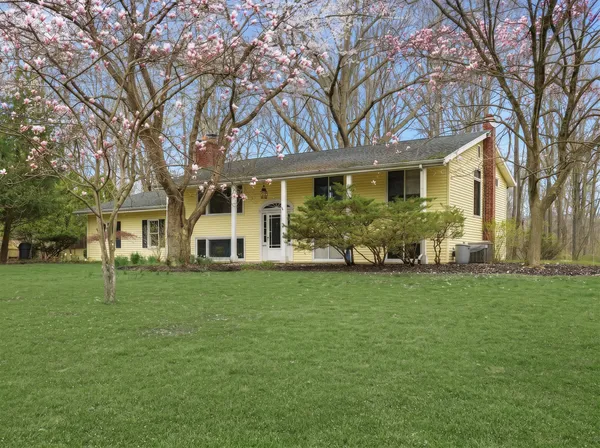 $899,000 | 13970 Hollywood Boulevard, Three Oaks, MI 49128