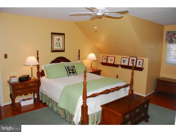 44 Golfview Lane Reading, PA 19606 - Photo 15 of 25 Bedroom - Main