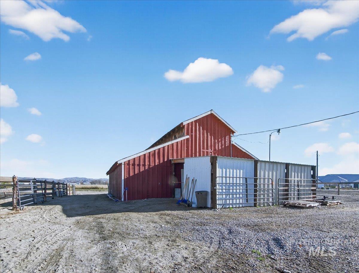 2588 West Sales Yard Road Emmett, ID 83617 - Photo 43 of 49 View of barn featuring a mountain view
