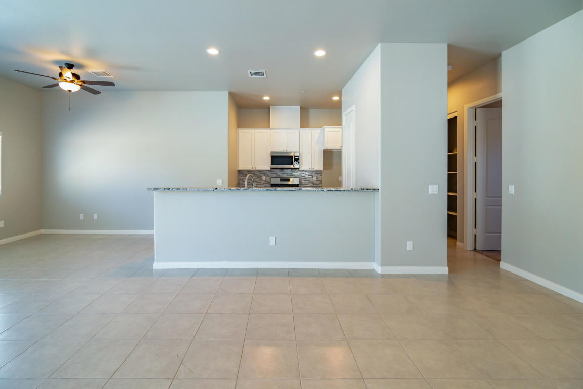 68265 Vega Road Cathedral City, CA 92234 - Photo 5 of 20 5