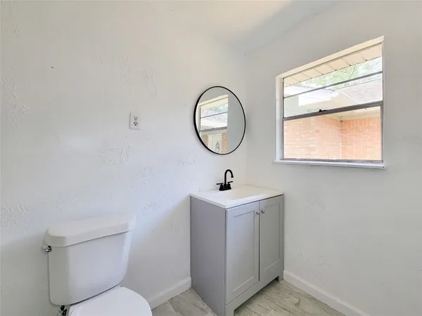 $1,000 | 5103 Karu Drive, Unit A, Spring, TX 77373