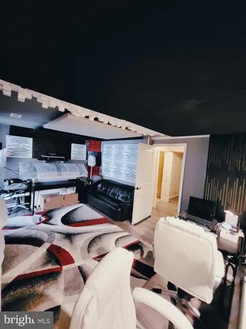 $2,300 | 9364 Neil Road, Unit B, Philadelphia, PA 19115