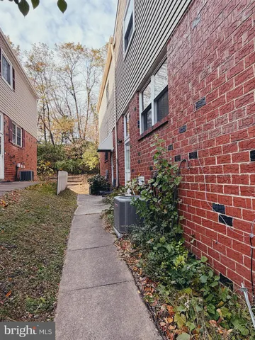 $2,300 | 9364 Neil Road, Unit B, Philadelphia, PA 19115