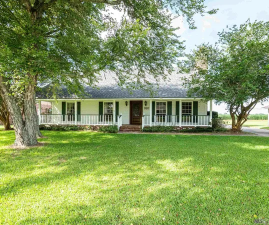 $300,000 | 2021 Ory Drive, Brusly, LA 70719