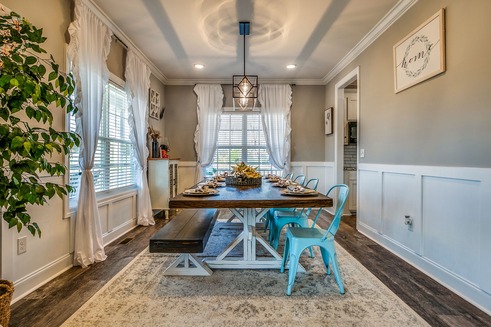 998 Norton Road Manchester, TN 37355 - Photo 8 of 46 a view of a dining room with furniture window and wooden floor