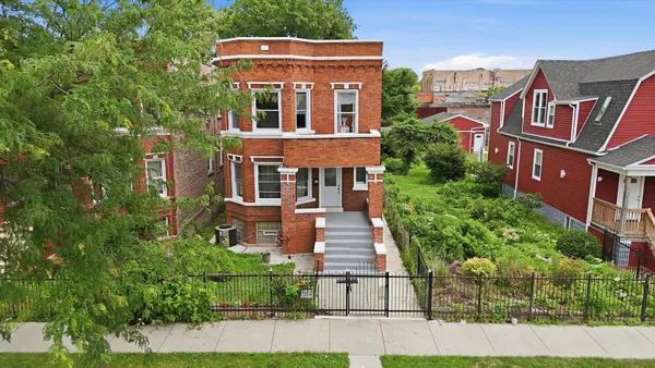 $480,000 | 5106 West Fulton Street, Chicago, IL 60644