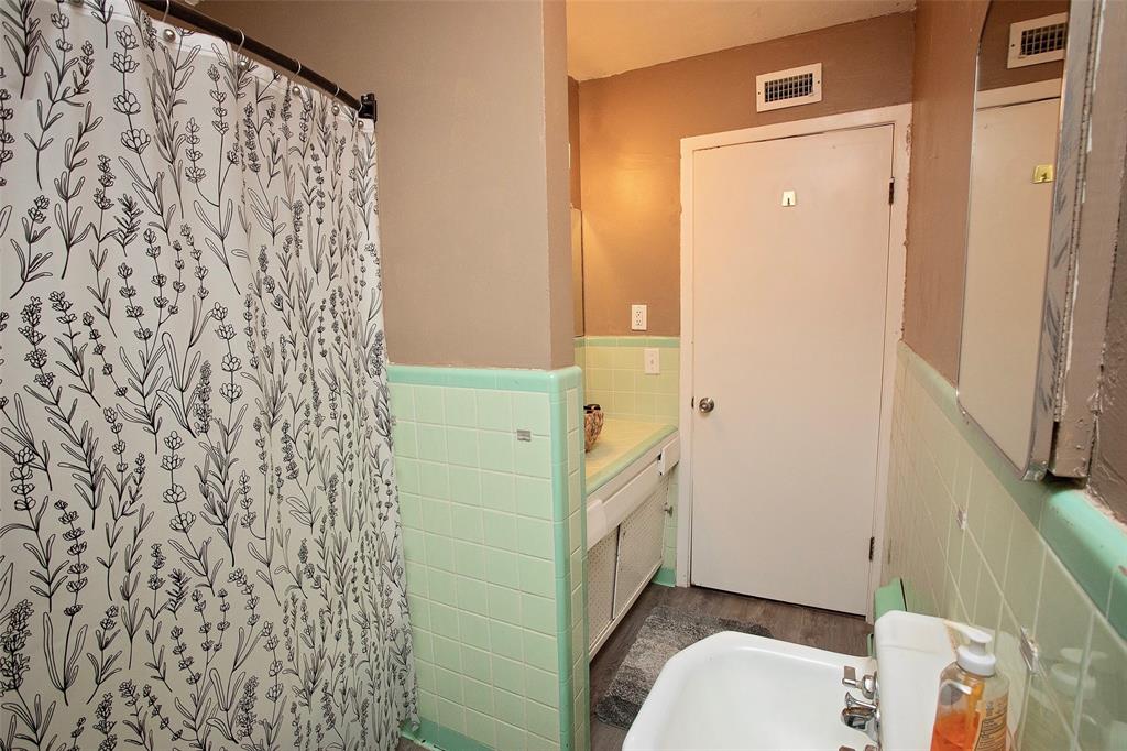 1400 Brazos Street Graham, TX 76450 - Photo 12 of 27