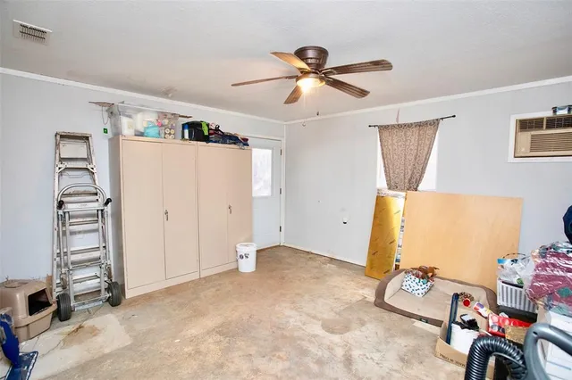 $170,000 | 1400 Brazos Street, Graham, TX 76450