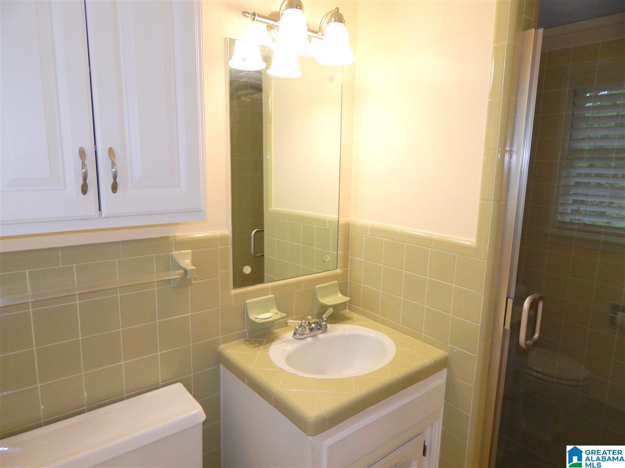 2425 Putman Place Birmingham, AL 35226 - Photo 18 of 22