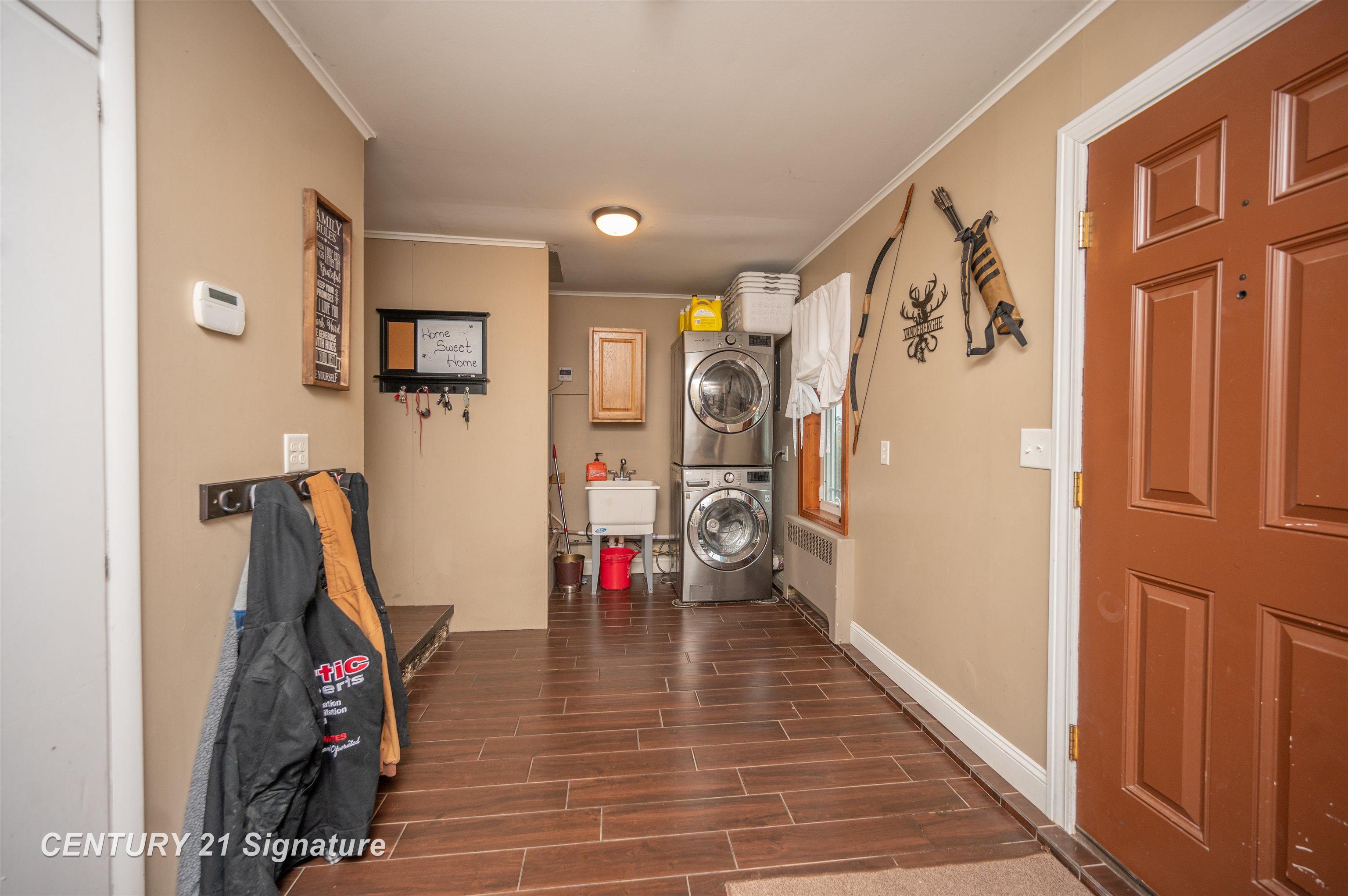 6524 Hess Road Saginaw, MI 48601 - Photo 16 of 26 50164029-ccd14d0f-b796-46ba-b8a5-01586e6092c1.JPG