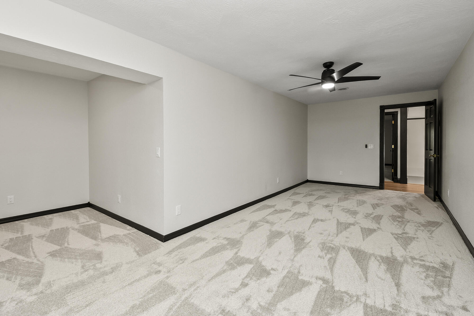 1013 Silvercrest Place Reeds Spring, MO 65737 - Photo 67 of 92 87