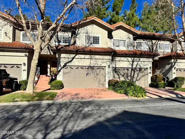 $880,000 | 3071 East Hillcrest Drive, Westlake Village, CA 91362
