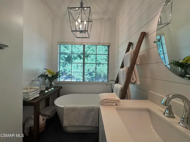 $880,000 | 3071 East Hillcrest Drive, Westlake Village, CA 91362