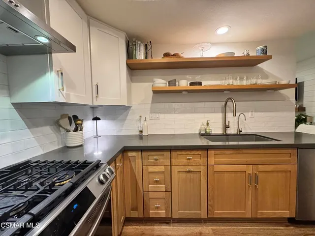 $880,000 | 3071 East Hillcrest Drive, Westlake Village, CA 91362