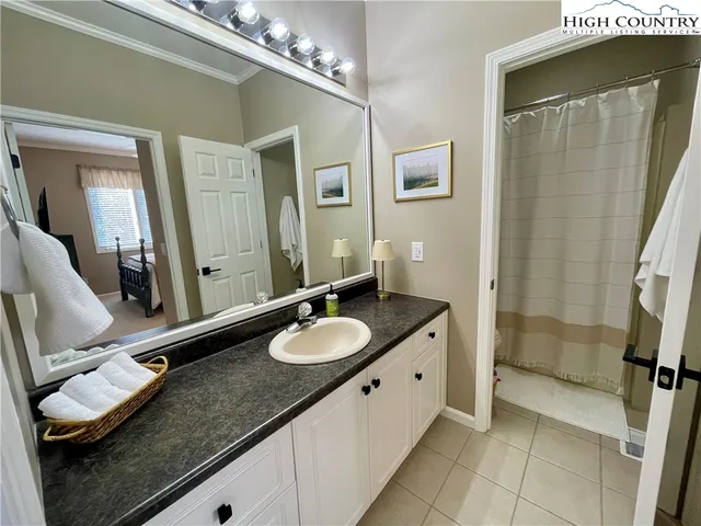 $3,000 | 419 East Landing Drive, Unit A3, Jefferson, NC 28640