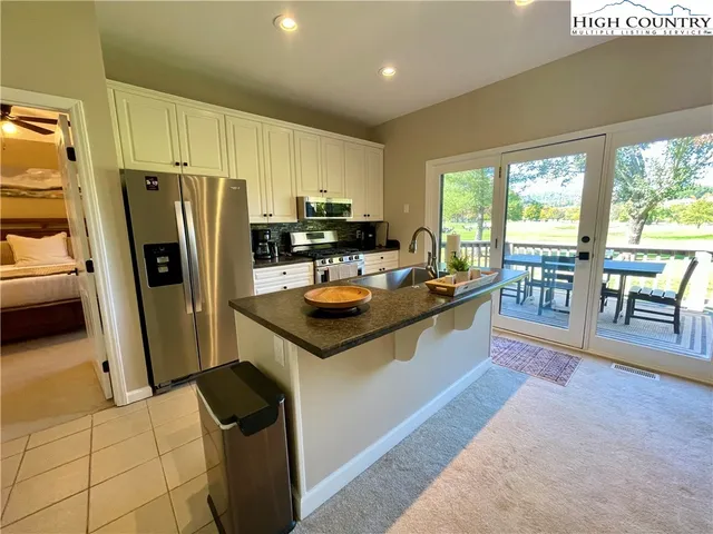 $3,000 | 419 East Landing Drive, Unit A3, Jefferson, NC 28640