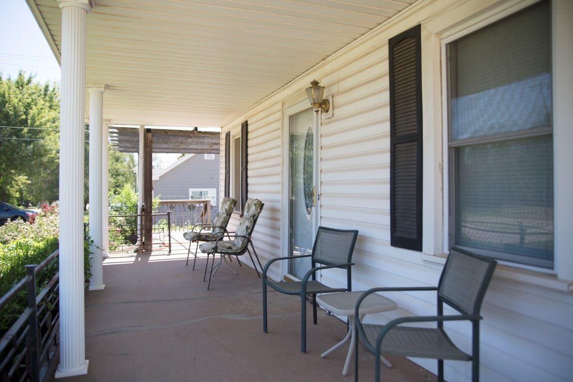 809 North 13th Street Perry, OK 73077 - Photo 3 of 25 Gallery Image 3