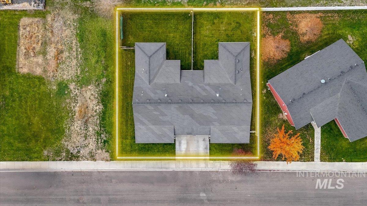 215 Little Cedar Street Hansen, ID 83334 - Photo 3 of 26 Bird's eye view