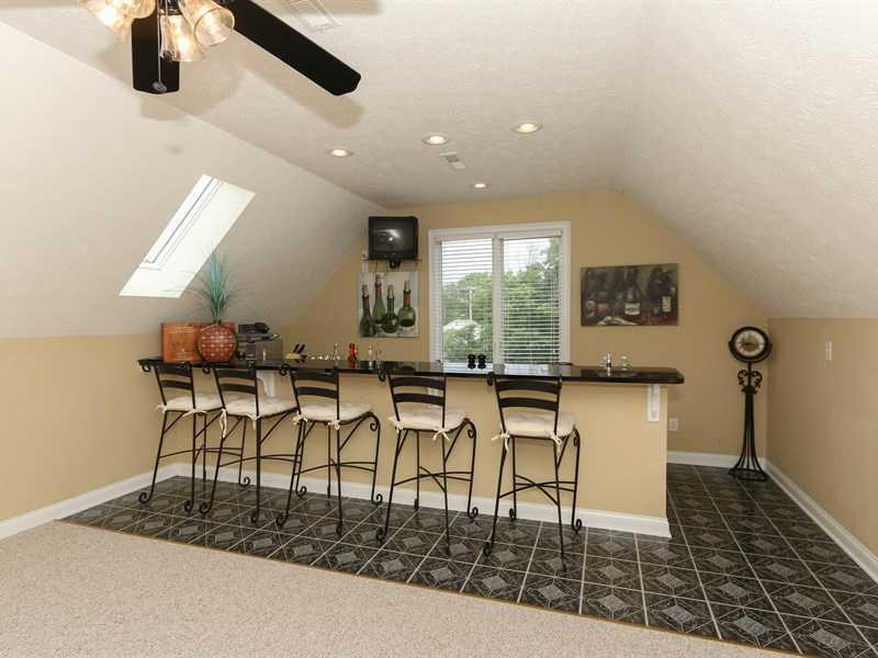 1605 Stafford Road Plainfield, IN 46168 - Photo 17 of 24 Gallery Image 17