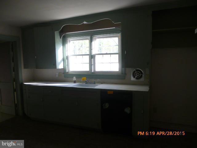 292 Reunion Corner Road Gerrardstown, WV 25420 - Photo 14 of 22 Kitchen