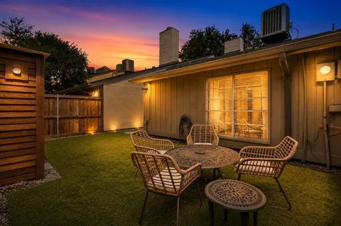 $285,000 | 9308 Chimney Corner, Dallas, TX 75243