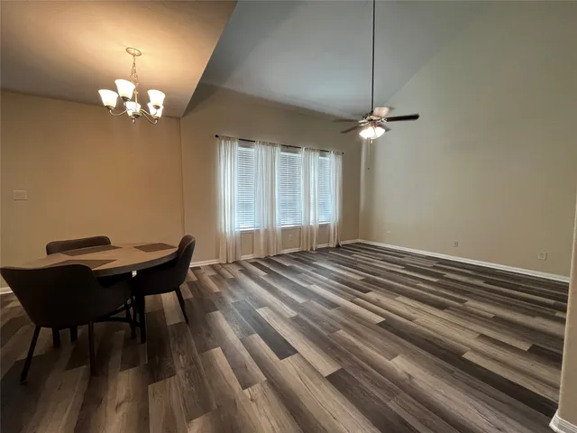 $300,000 | 2340 La Salle Woods, Unit WOODS, Conroe, TX 77304