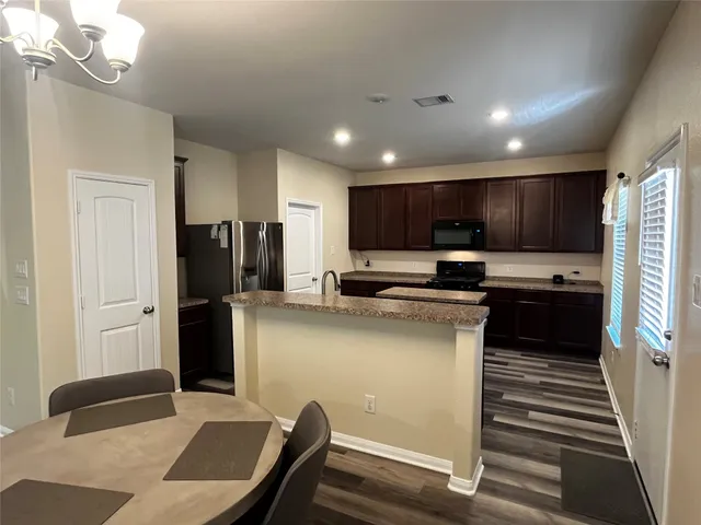$300,000 | 2340 La Salle Woods, Unit WOODS, Conroe, TX 77304