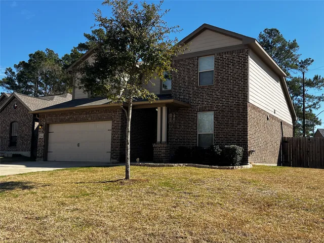 $300,000 | 2340 La Salle Woods, Unit WOODS, Conroe, TX 77304