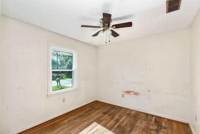 $215,000 | 452 Madeline Drive, Goose Creek, SC 29445