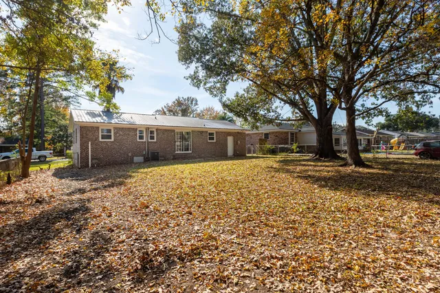 $215,000 | 452 Madeline Drive, Goose Creek, SC 29445