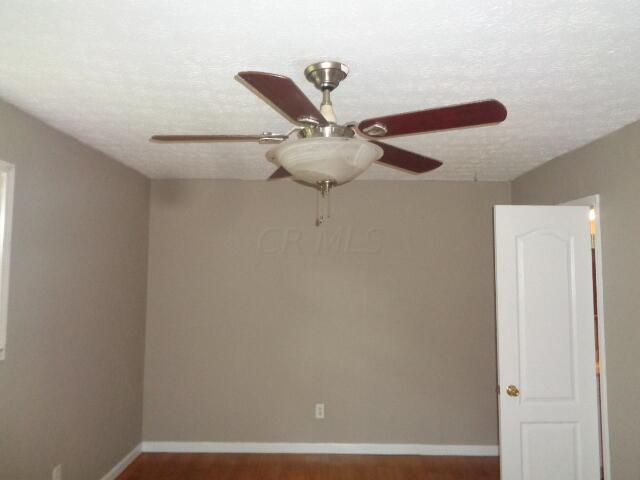 976 North Nelson Road Columbus, OH 43219 - Photo 26 of 62 Bedroom