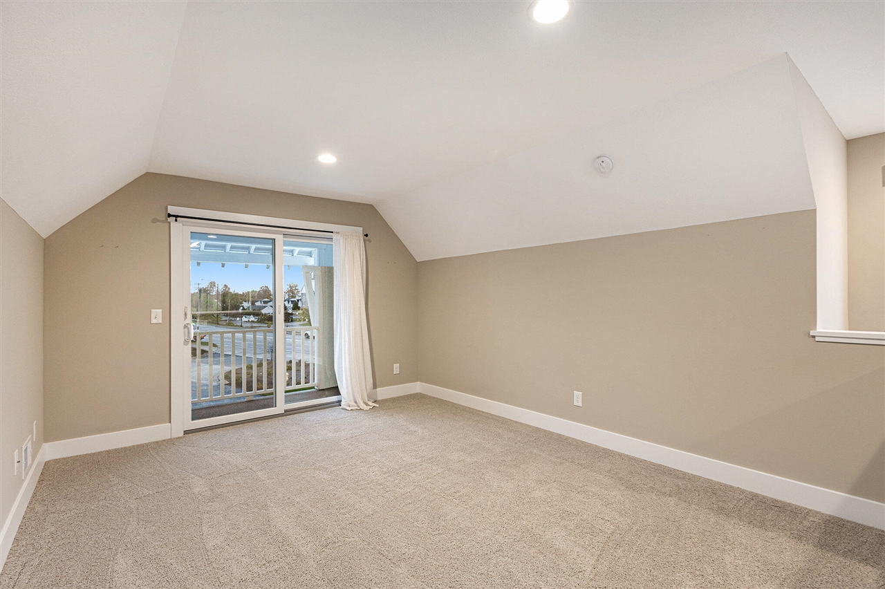 920 West Savidge Street, Unit 2 Spring Lake, MI 49456 - Photo 26 of 37