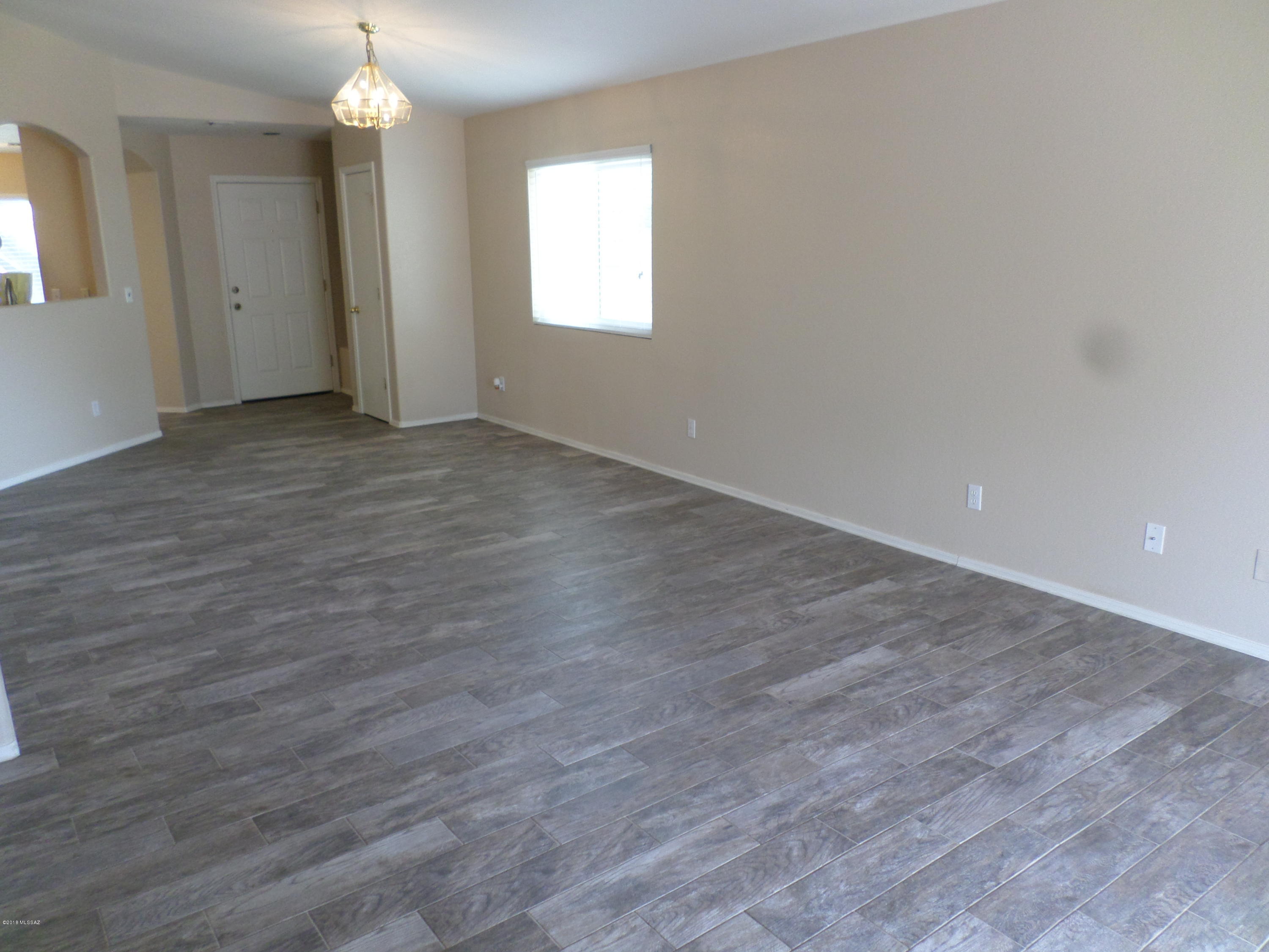 10131 East Rincon Shadows Drive Tucson, AZ 85748 - Photo 7 of 23
