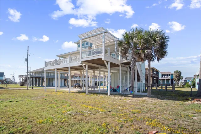 a view of a bench in balcony