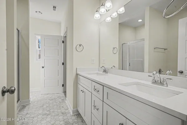 $254,900 | 1711 Elizabeth Drive, Kinston, NC 28504