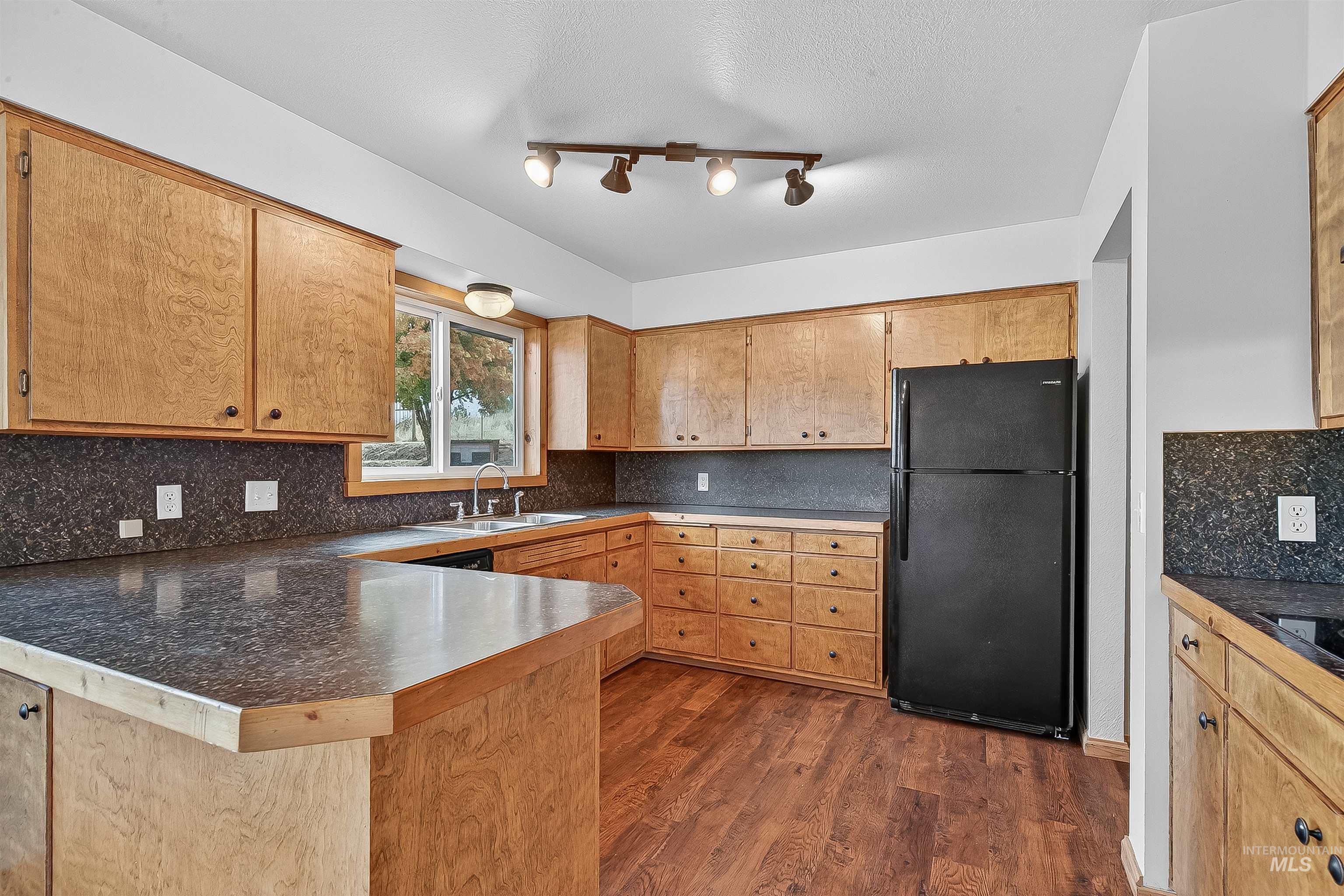 33818 N Road Kendrick, ID 83537 - Photo 2 of 47