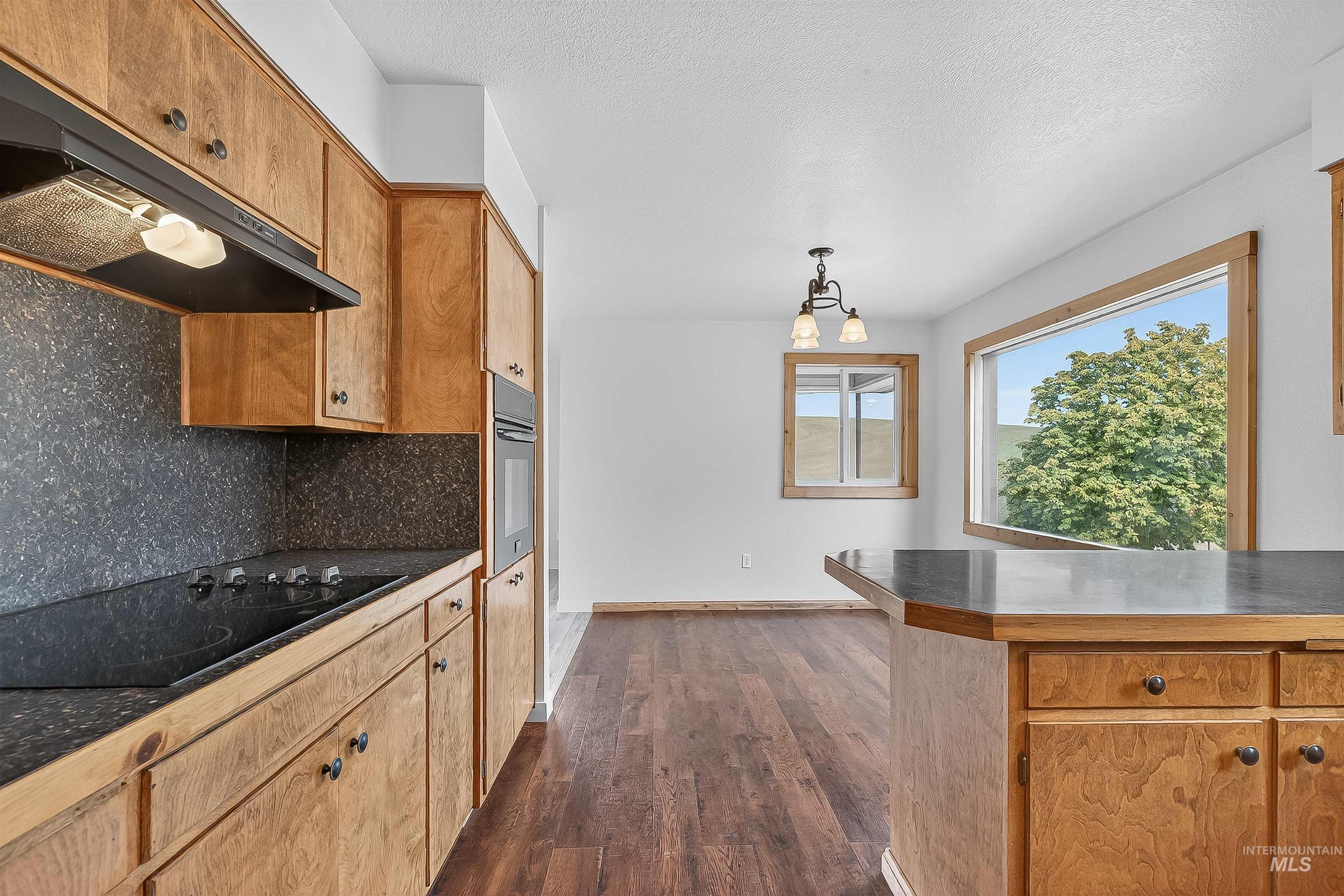 33818 N Road Kendrick, ID 83537 - Photo 3 of 47