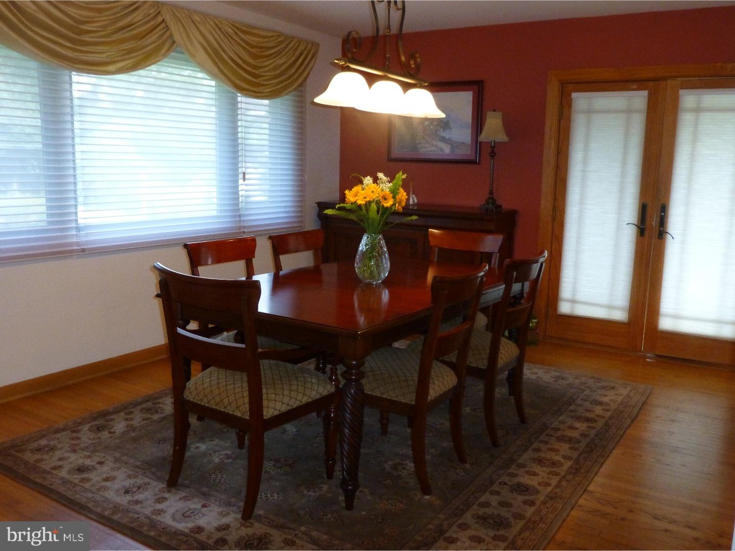 130 Poplar Road Newtown Square, PA 19073 - Photo 6 of 17 Dining Room